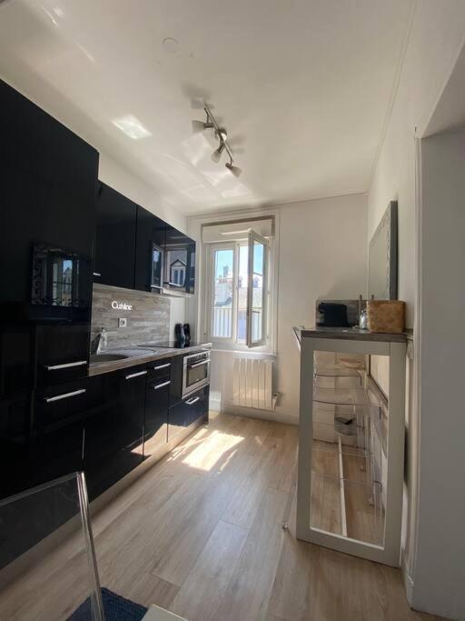 Studio Avec Terrasse A Deauville Buitenkant foto